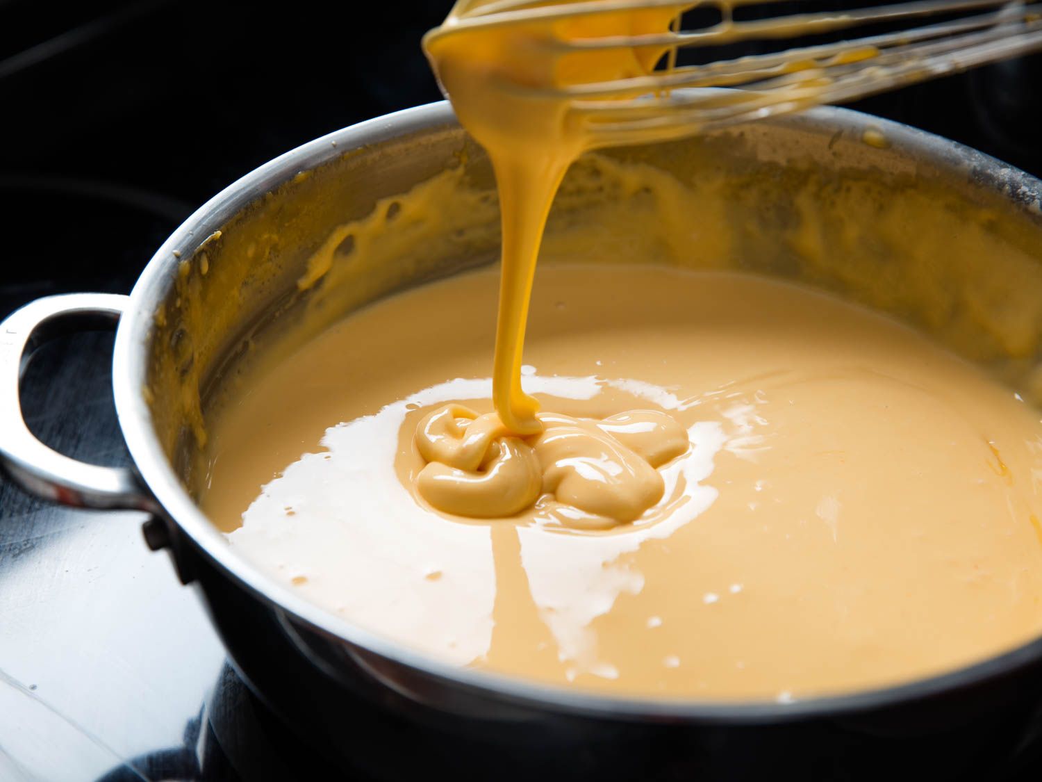 How to make a cheese sauce for mac and cheese